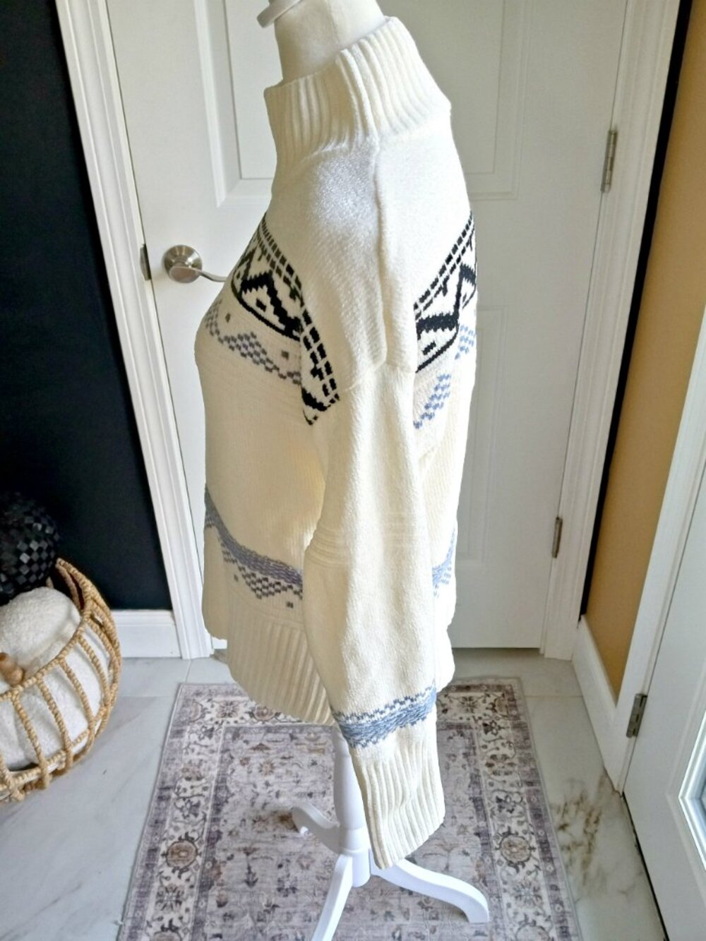 NEW! CHRISTIAN SIRIANO CHENILLE FAIR ISLE SWEATER SZ M - Picture 4 of 6